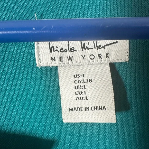 Nicole Miller Floral Maxi Dress in Blue, Teal & Gold - Picture 9 of 12